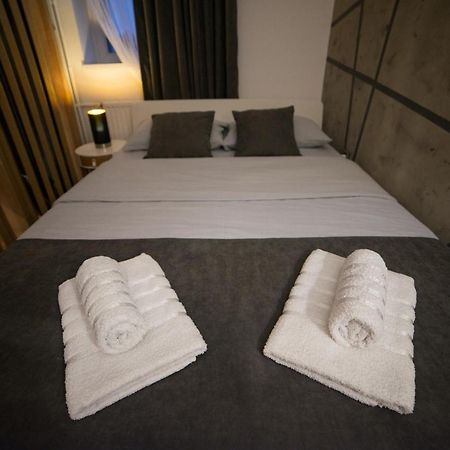 Royal Apartment Bačka Palanka Esterno foto